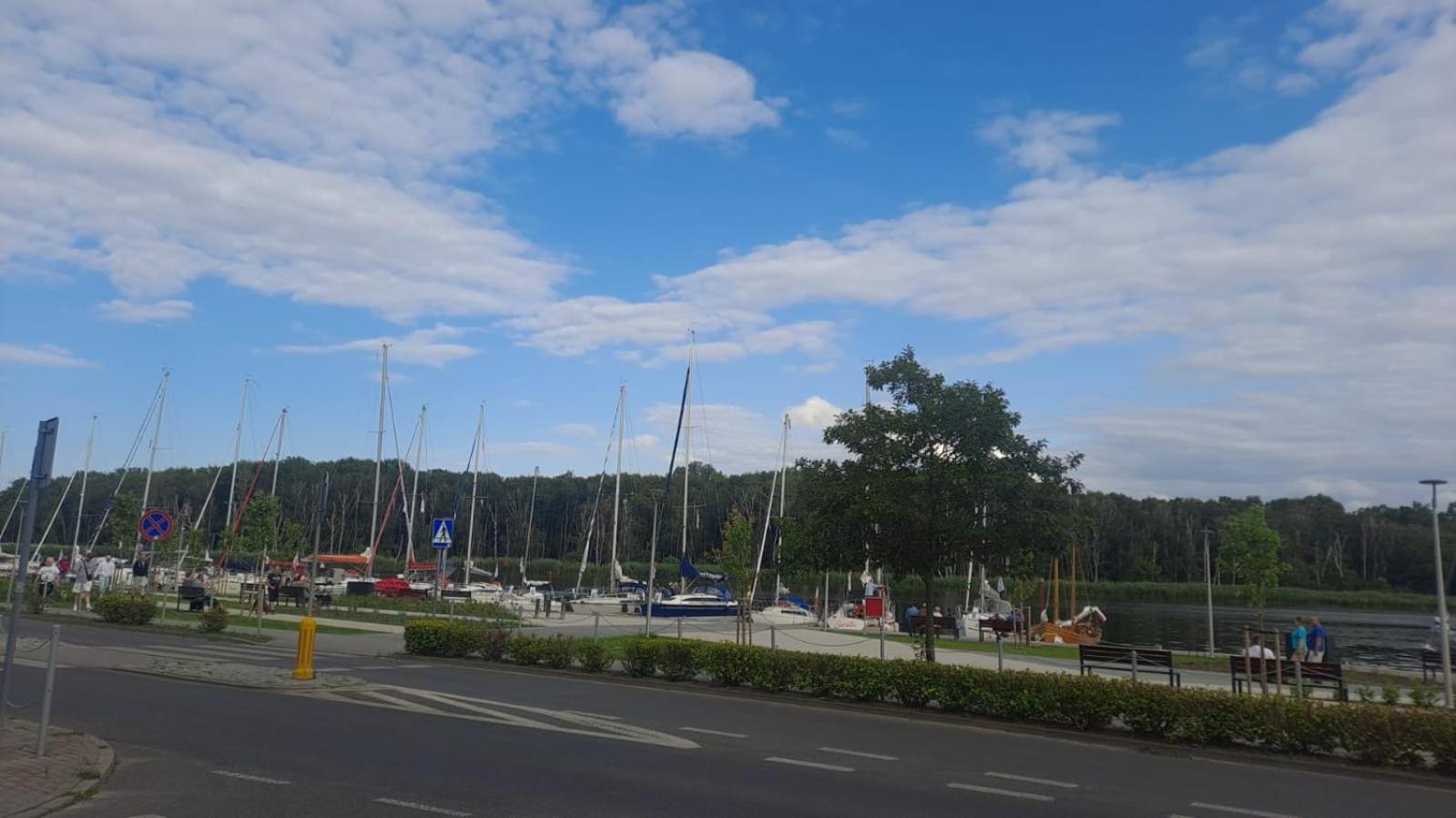 Dom W Centrum Dziwnowa Esterno foto